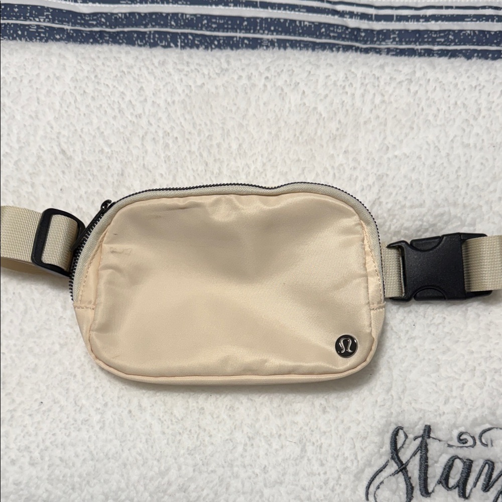 lululemon athletica Beige Belt Bag